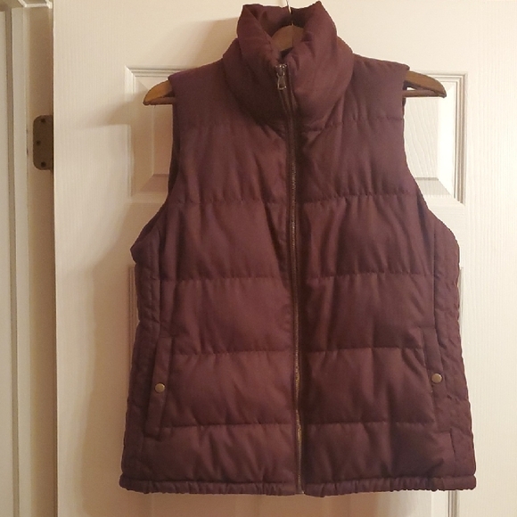 Old Navy Maroon Quilted Vest - Picture 1 of 6